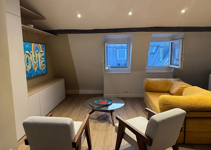 70 M2, Renovated, Perfect Location In *