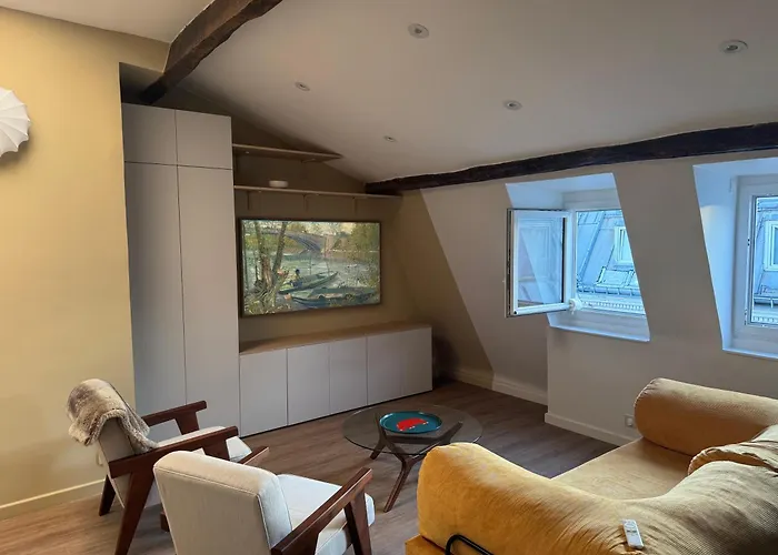 70 M2, Renovated, Perfect Location In 公寓