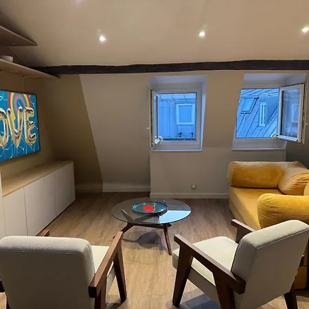 70 M2, Renovated, Perfect Location In *
